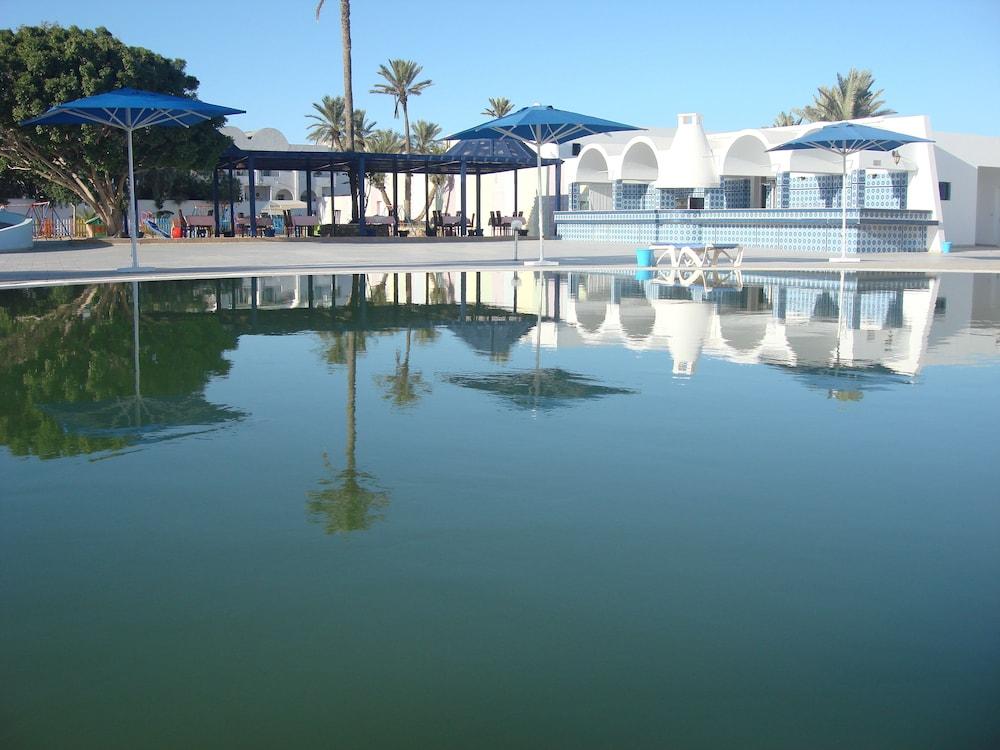 Le Grand Hotels Des Thermes Mezraia Exterior foto